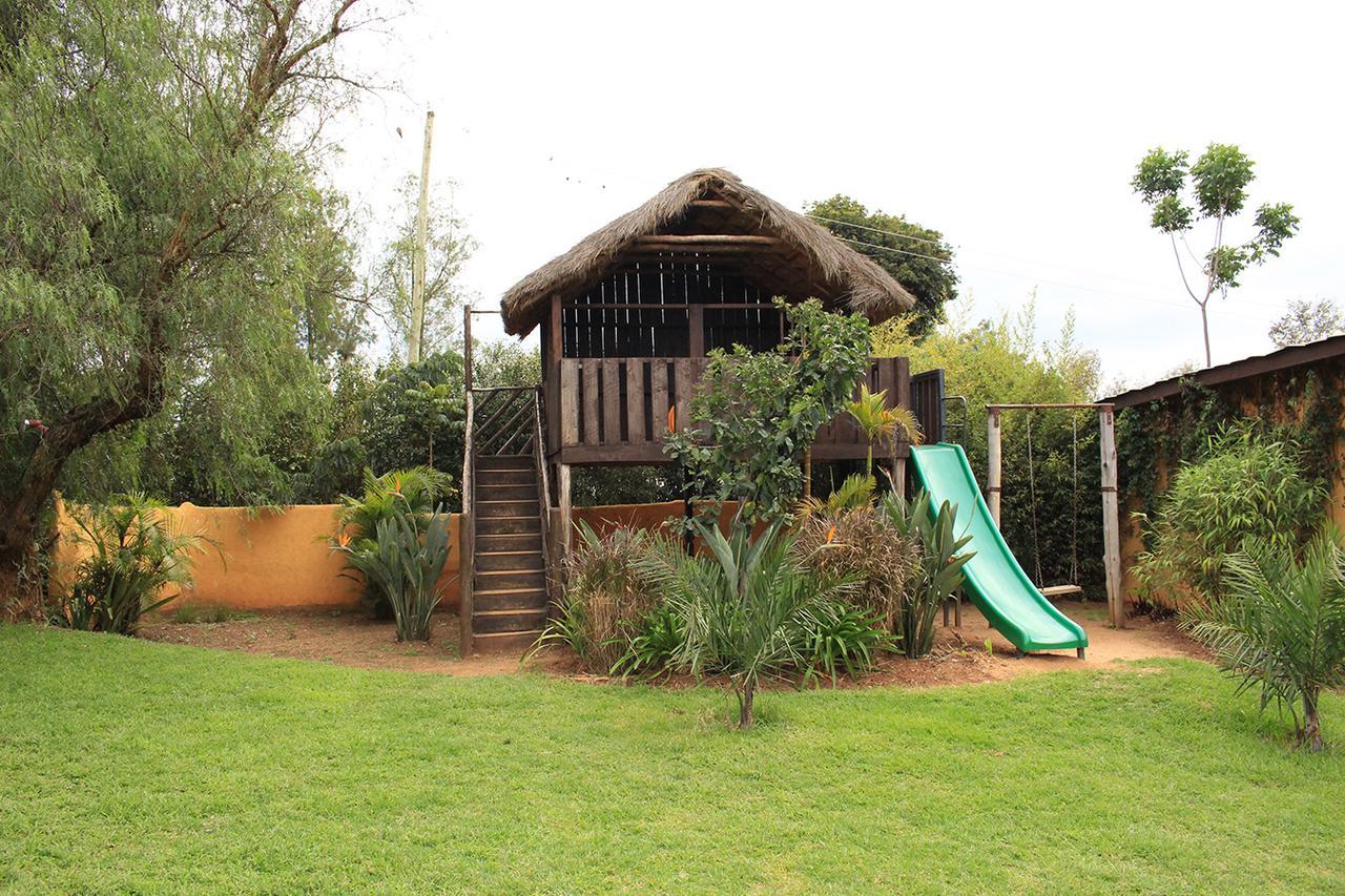 Le Rustique Hotel Nanyuki Quarto foto