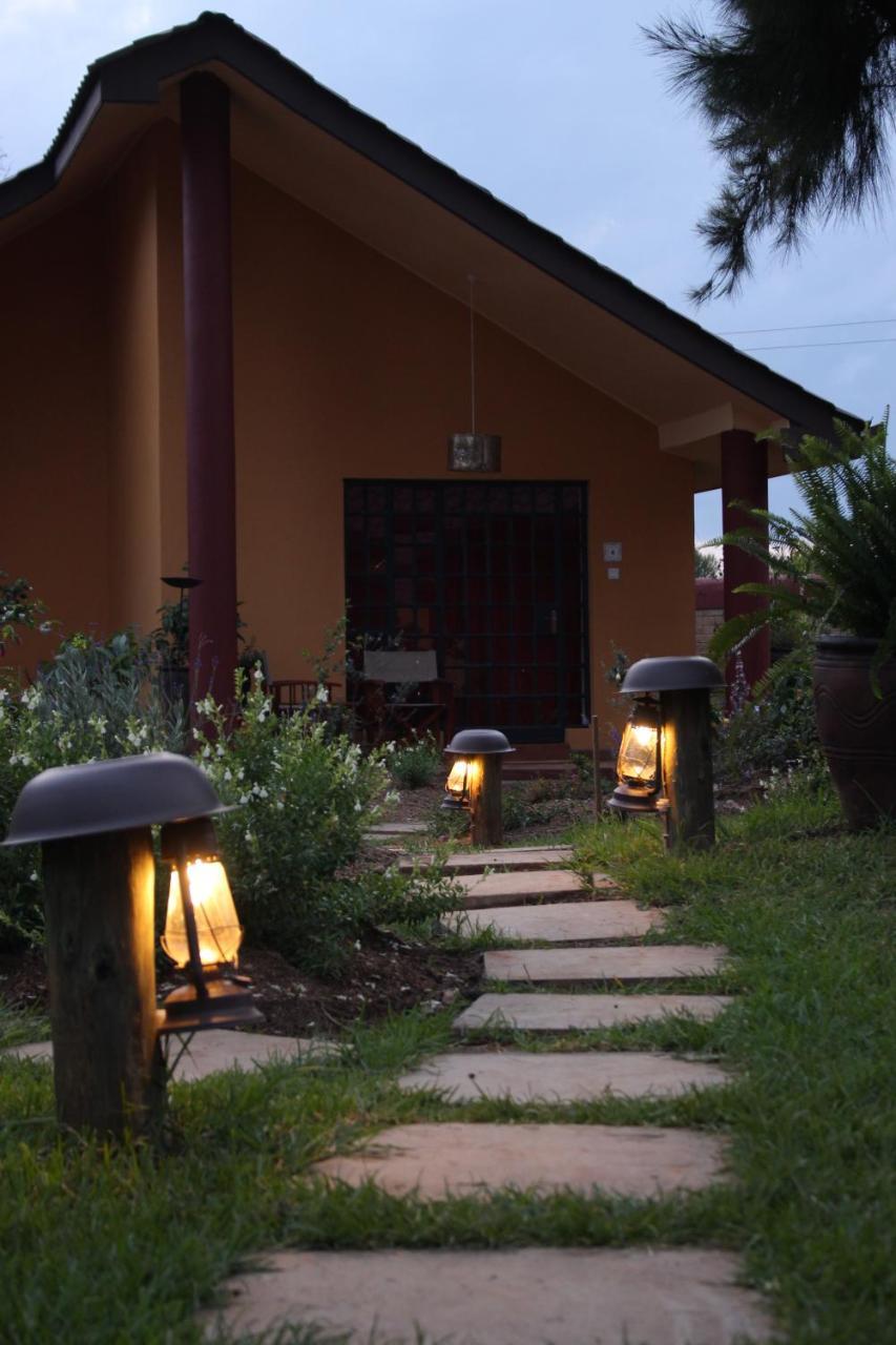 Le Rustique Hotel Nanyuki Exterior foto