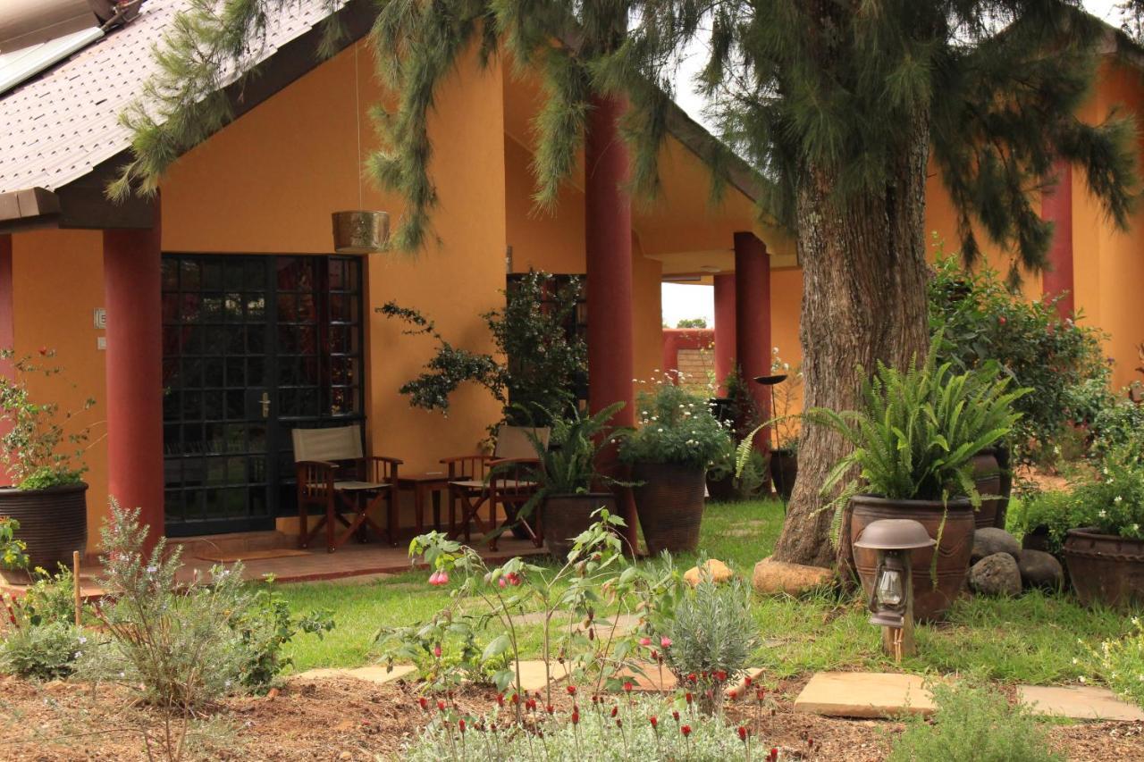 Le Rustique Hotel Nanyuki Exterior foto