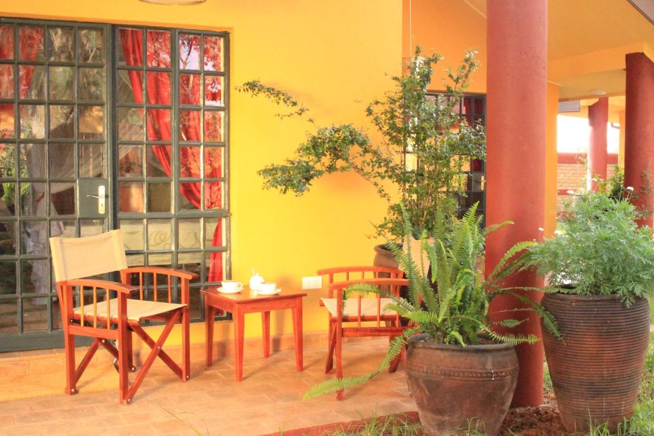 Le Rustique Hotel Nanyuki Exterior foto
